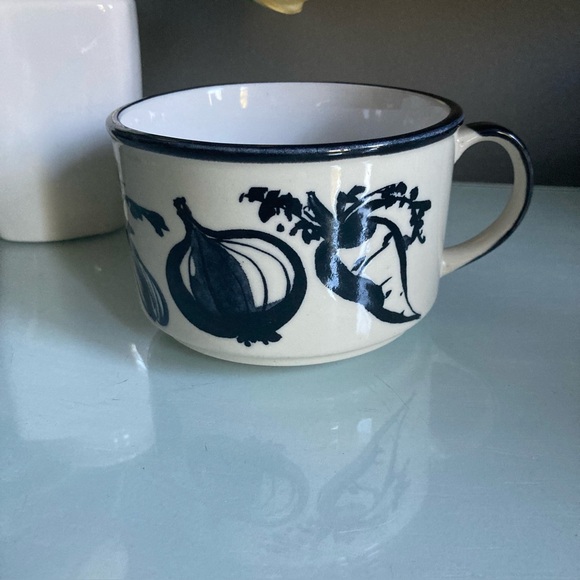 Vintage Black & White Vegetable Print Soup or Coffee Mug - Picture 1 of 8